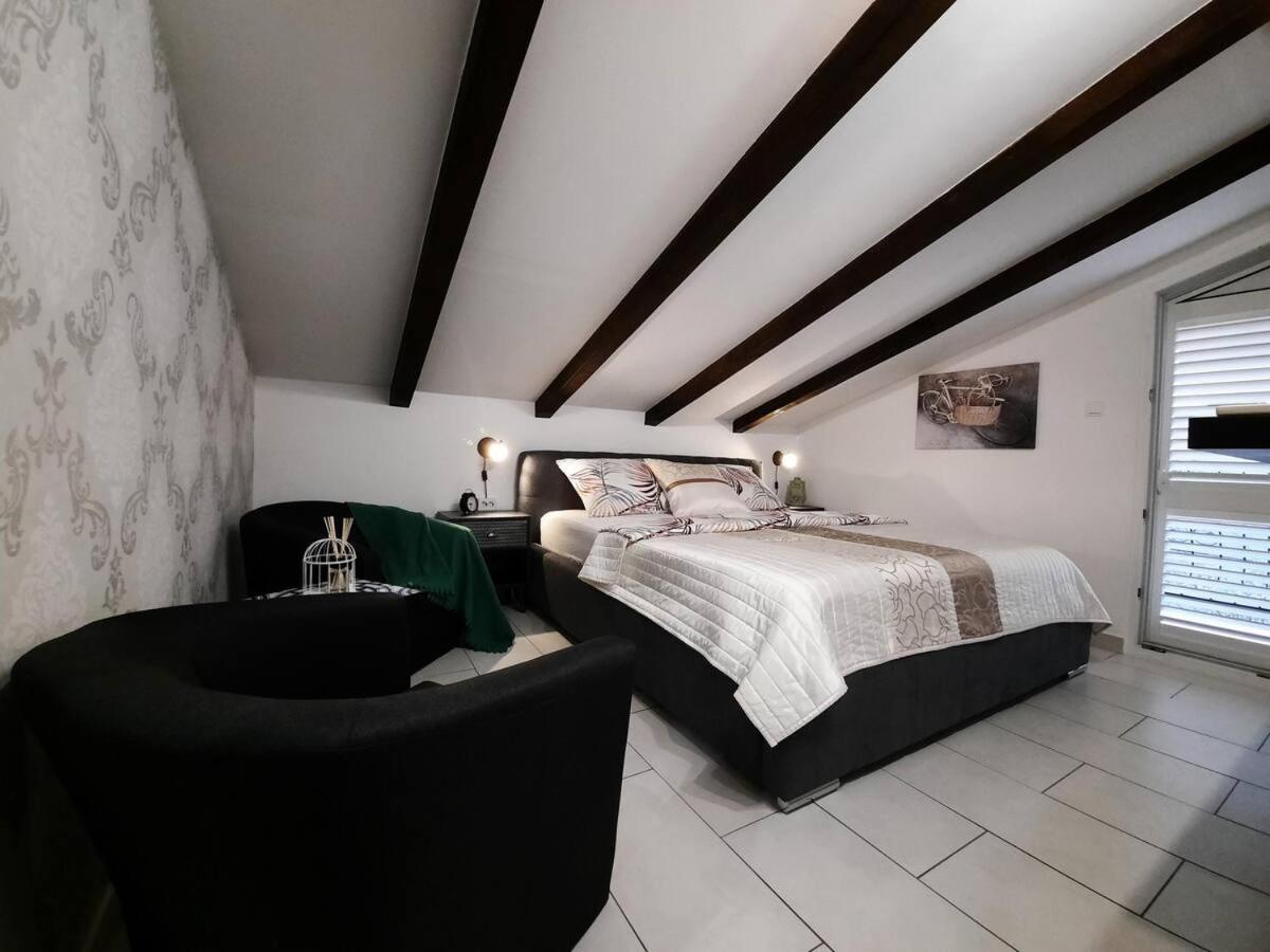 Apartments Prpic 1,Senj Senj  Bagian luar foto